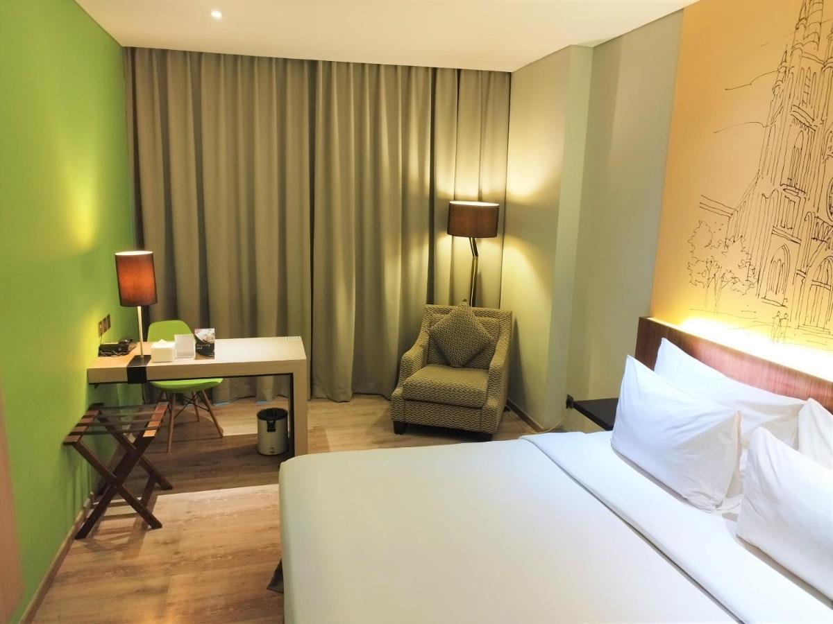Aone Hotel Yakarta Exterior foto